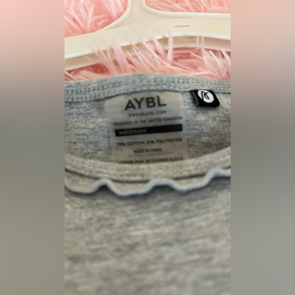 AYBL crop top - Picture 2 of 2